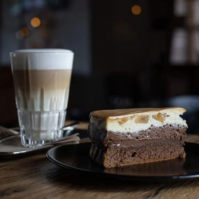 locall-piestany_terasa-domaca-torta_mlsnacava