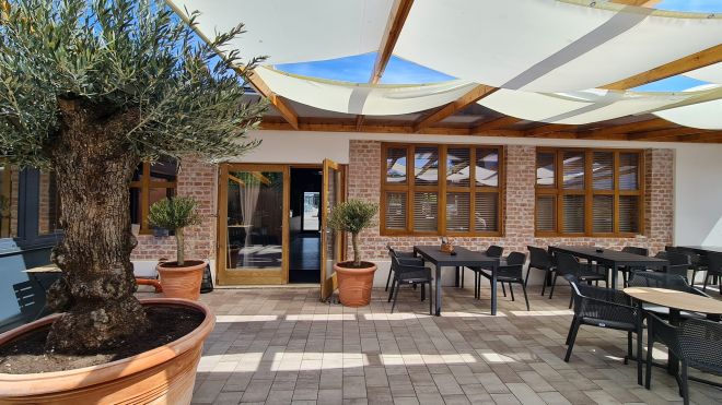locall-piestany_terasa_1